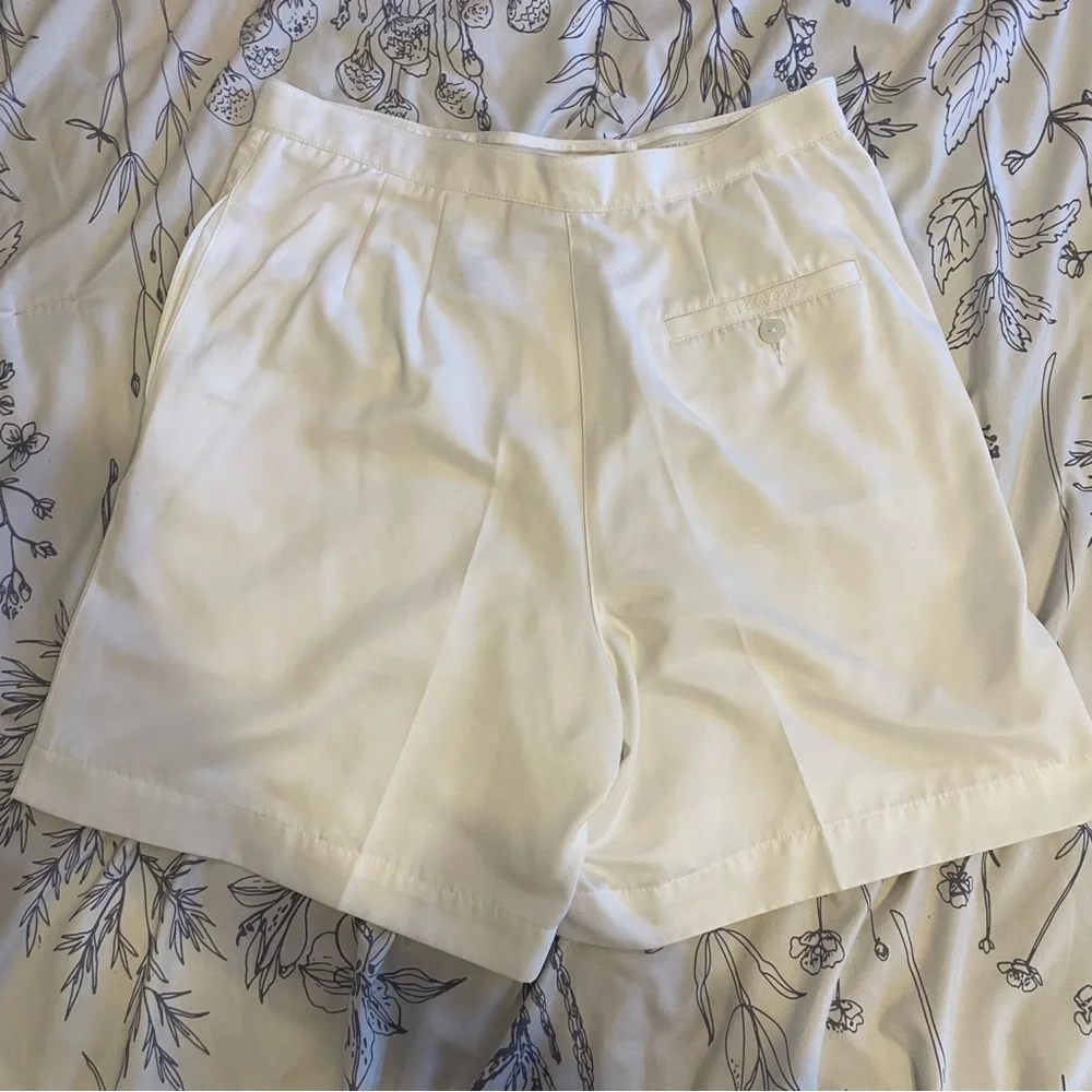 LizGolf Claiborne Classic Women's Golf Shorts‎